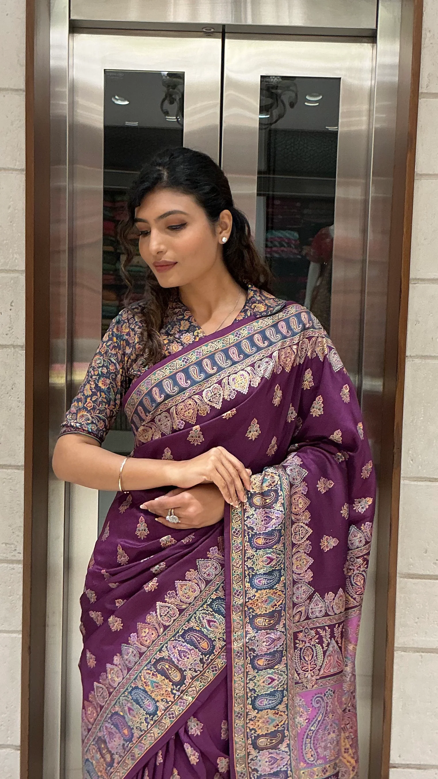 Plum Purple Heritage Paisley Printed Designer Saree - Image 6