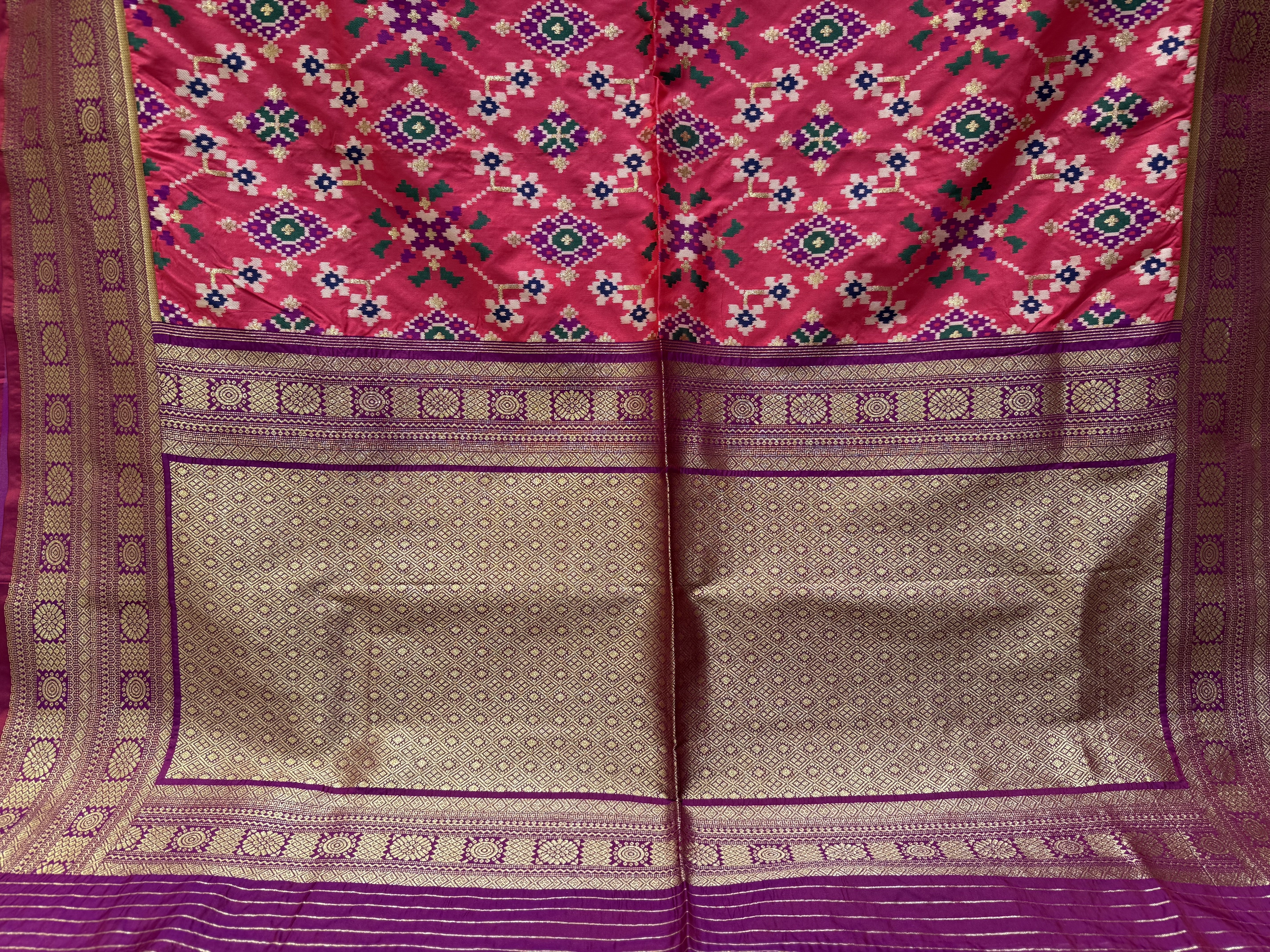 Rani Pink Chowkdi Bhat Patola Saree with Phool Jaal – Double Ikat Inspired Weaving - Image 4