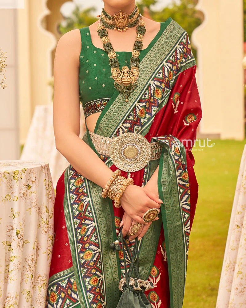 Red and Green Printed Patola Silk Saree with Zari Border and Unstitched Blouse - Image 3