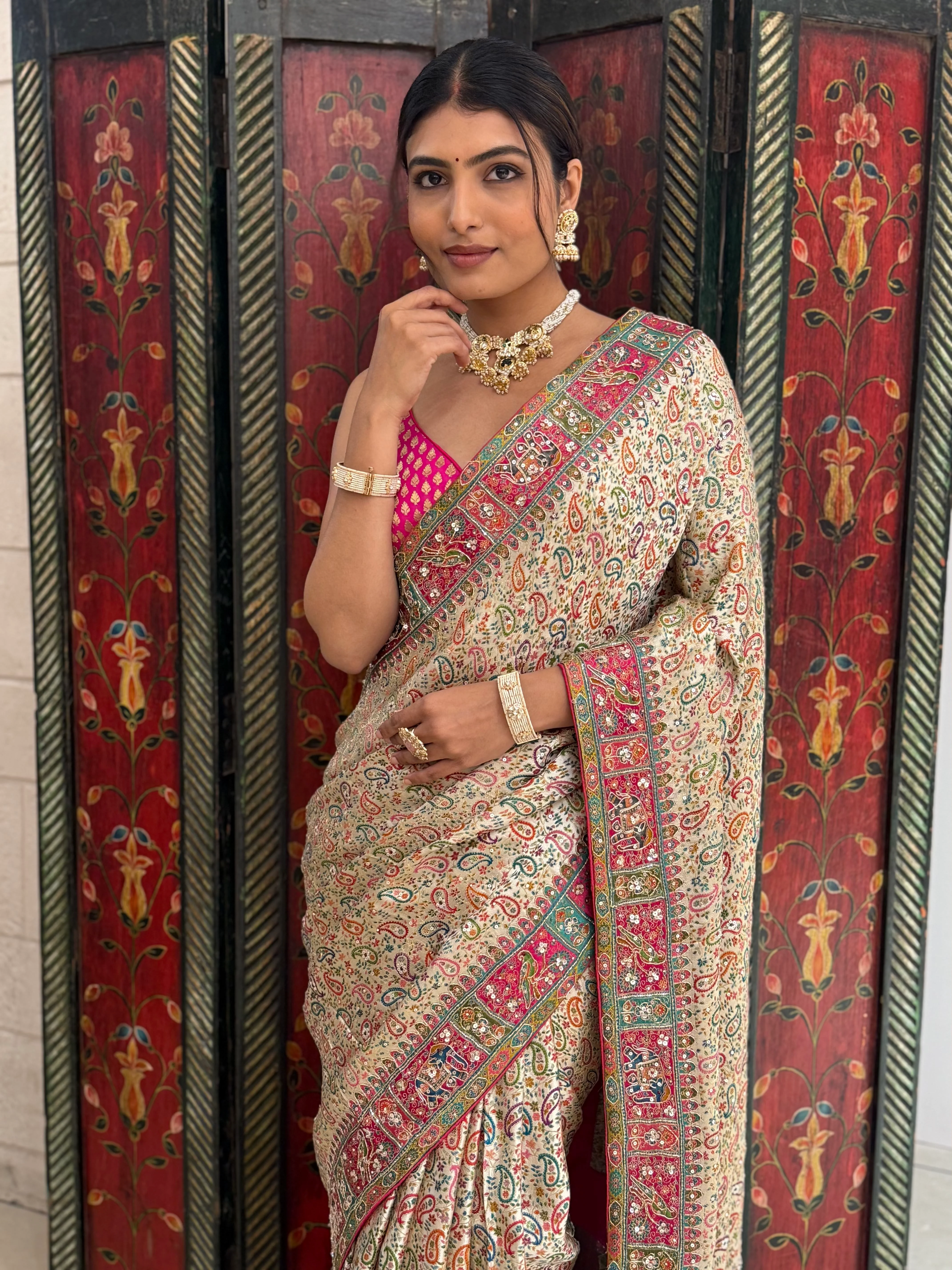 Regal Cream Banarasi Silk Saree with Multicolor Meenakari Weaving & Contrast Pink Border - Image 3