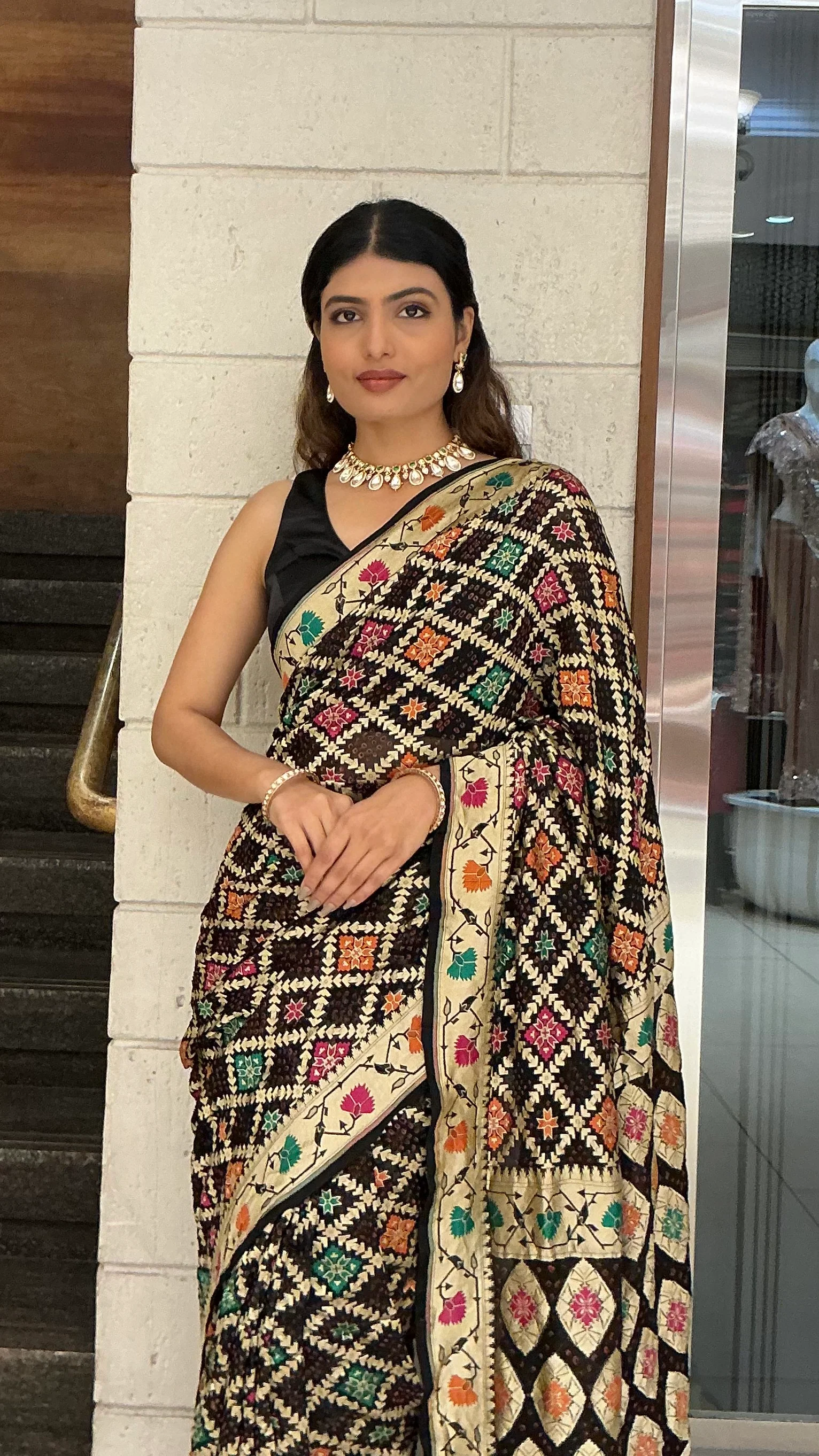 Royal Black Multicolour Jacquard Woven Designer Saree with Traditional Motifs & Rich Pallu - Image 5