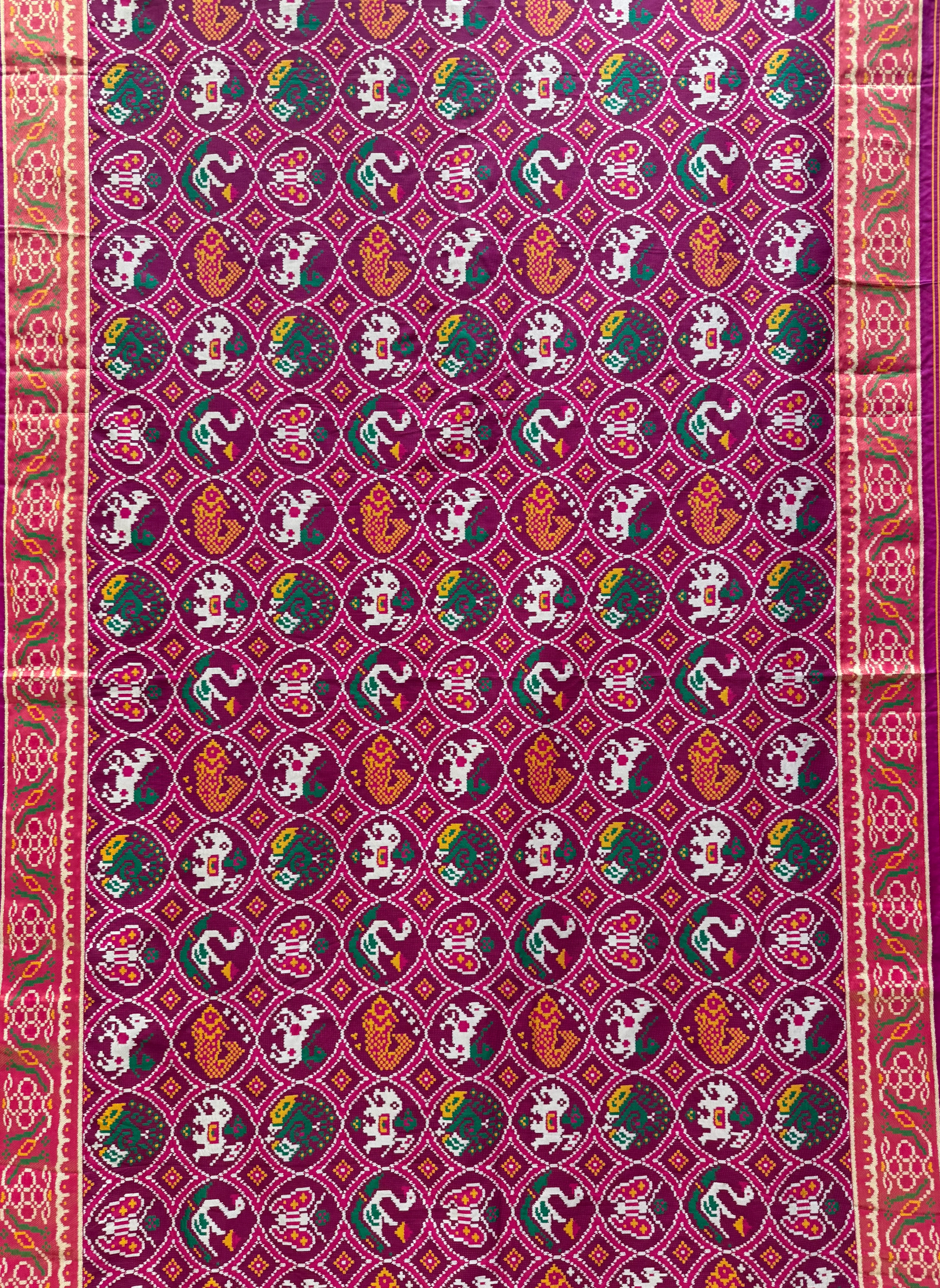 Royal Kunjar Bhat Patola Saree – Chowkdi Layout Inspired Double Ikat Weaving - Image 3