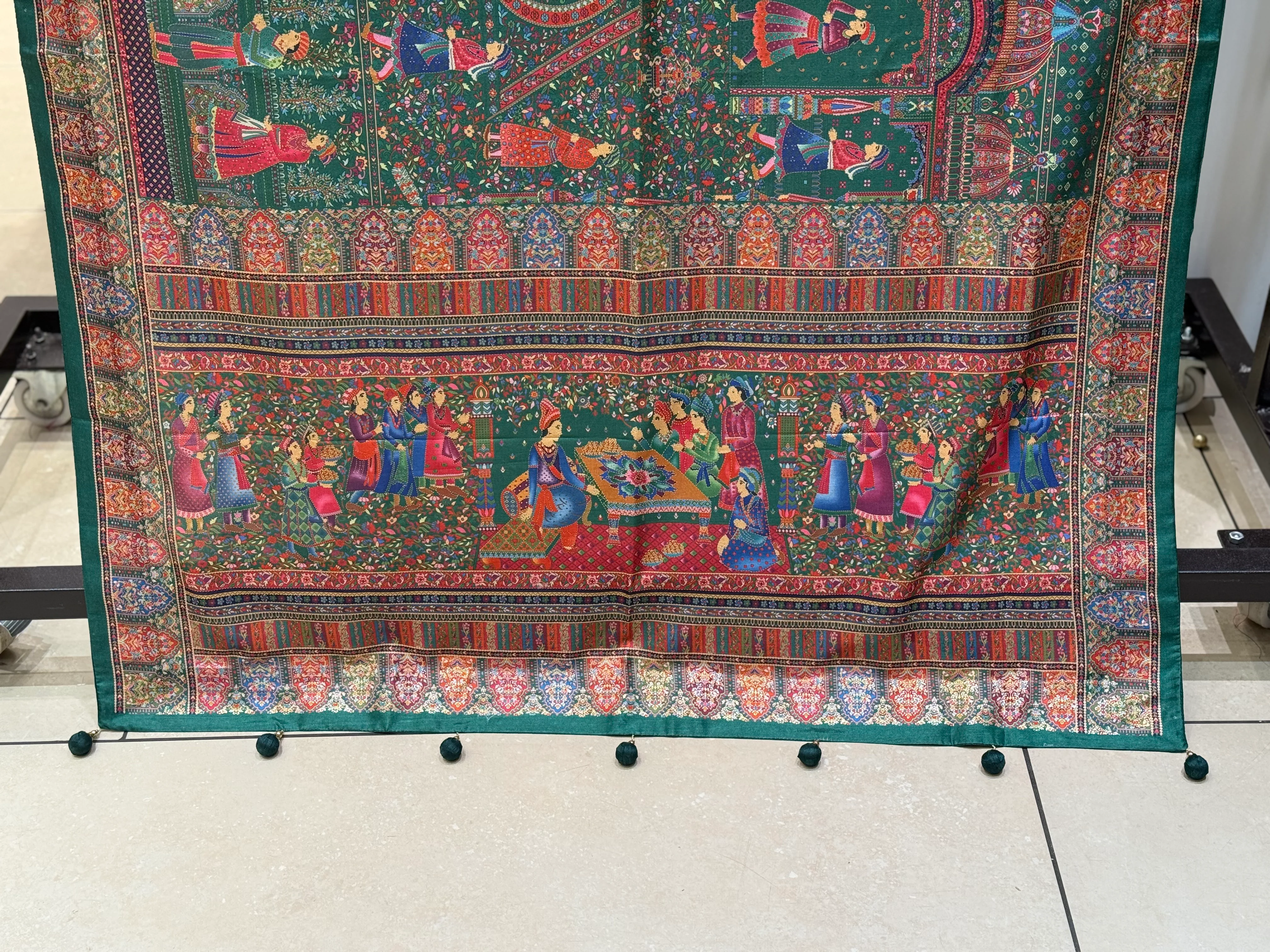 Royal Darbar Scene Patola Inspired Silk Saree with Traditional Heritage Weaving - Image 28