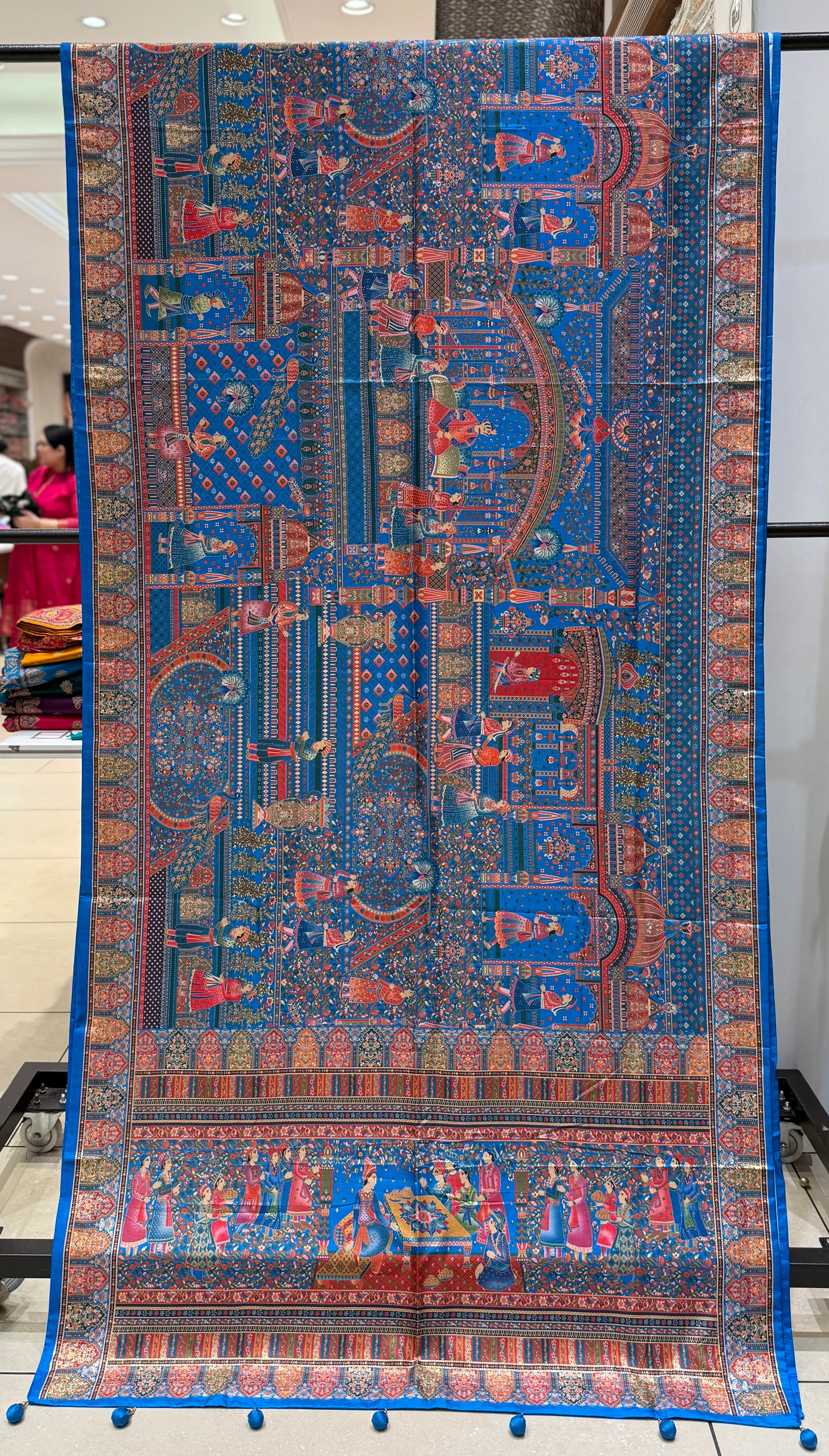 Royal Darbar Scene Patola Inspired Silk Saree with Traditional Heritage Weaving - Image 31