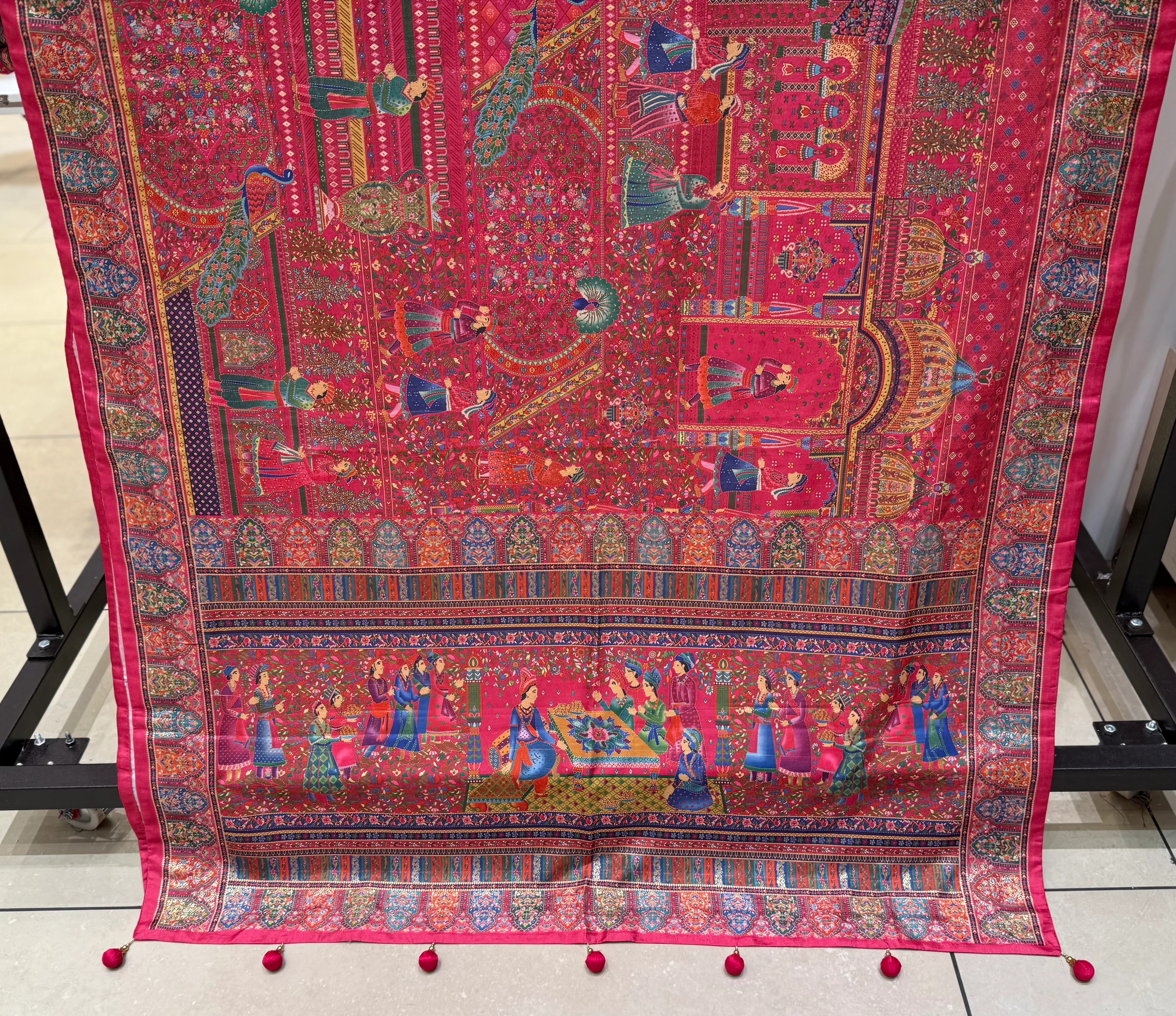 Royal Darbar Scene Patola Inspired Silk Saree with Traditional Heritage Weaving - Image 36