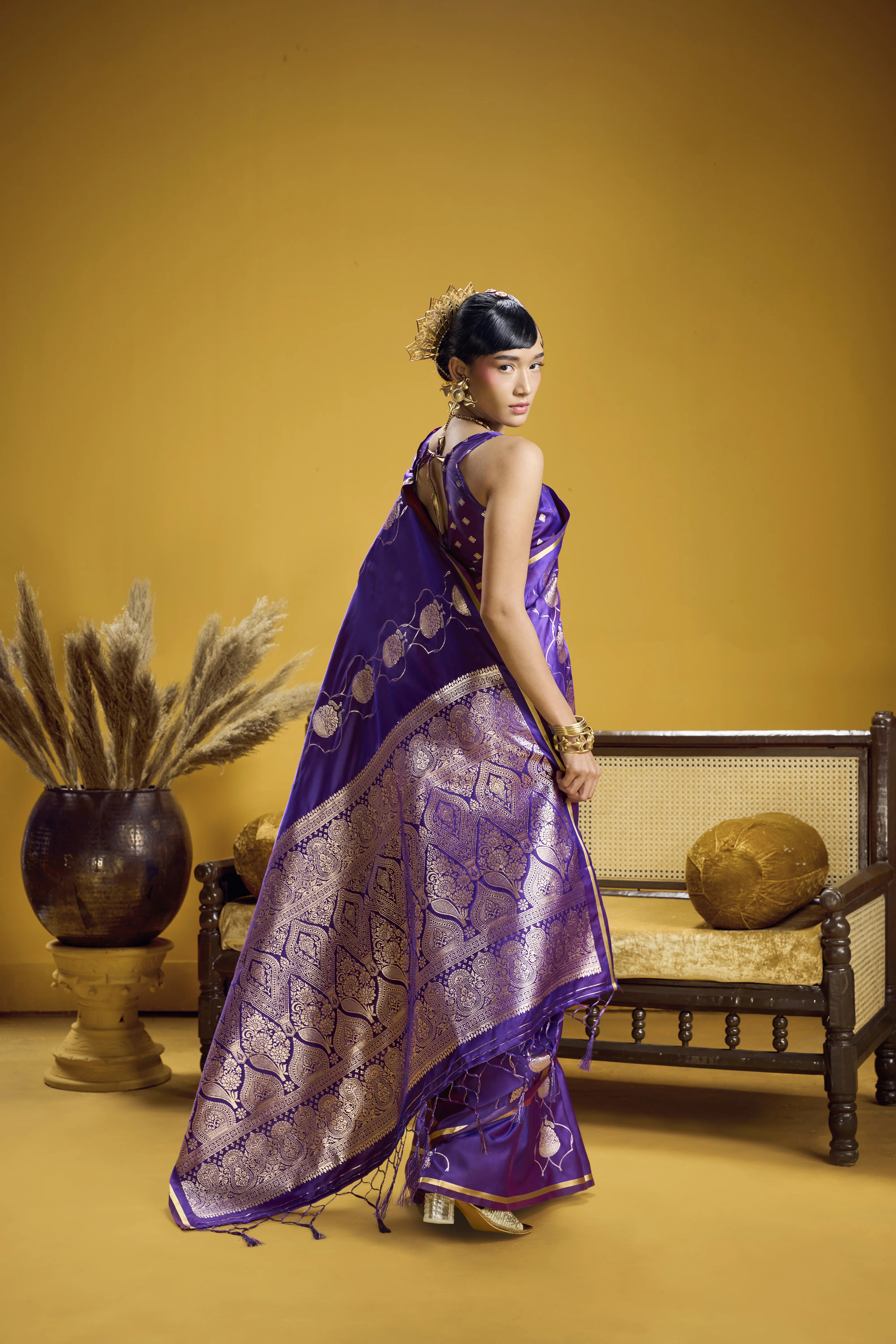 Royal Purple Satin Handloom Saree with Gold Woven Pallu - Image 5