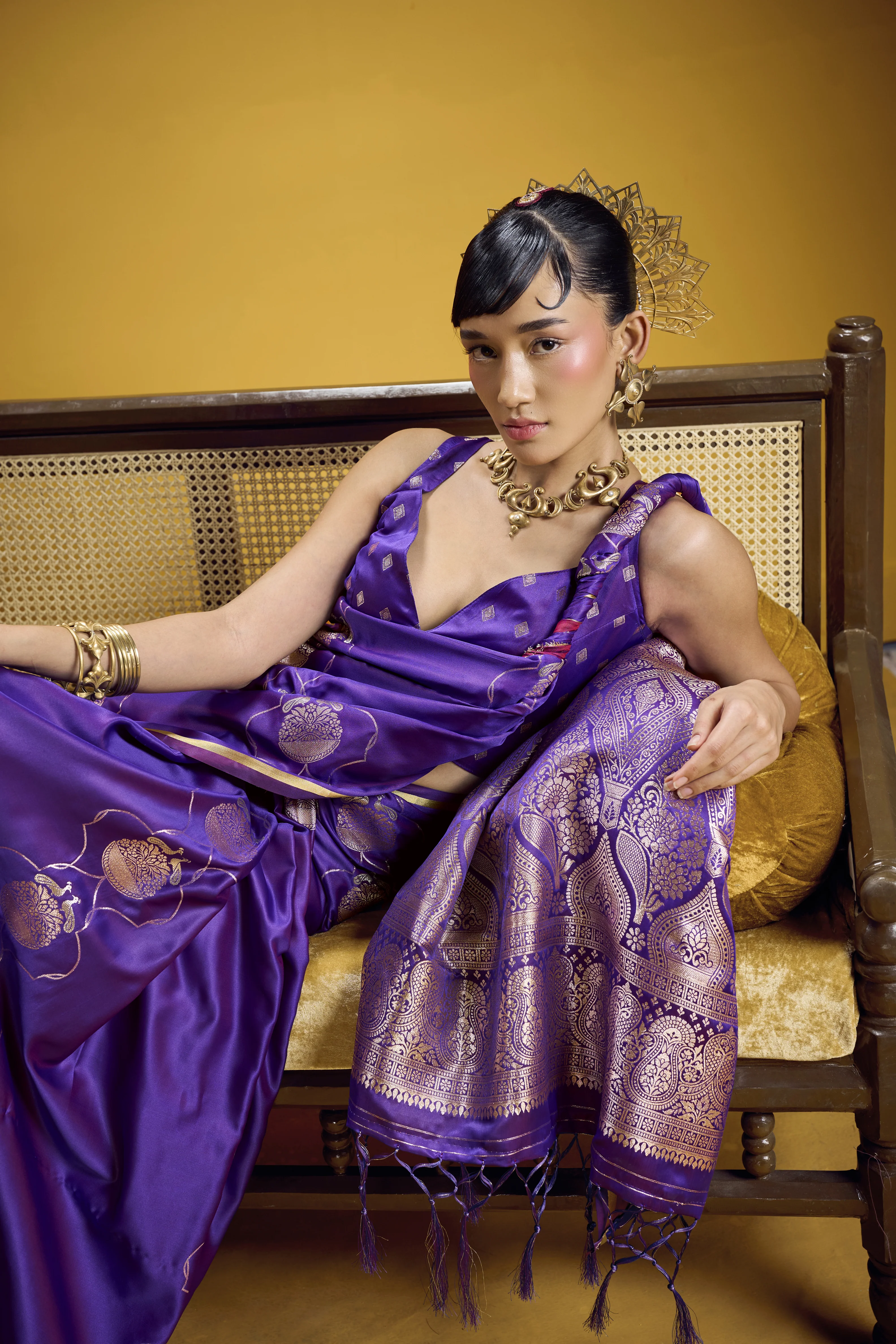 Royal Purple Satin Handloom Saree with Gold Woven Pallu - Image 6