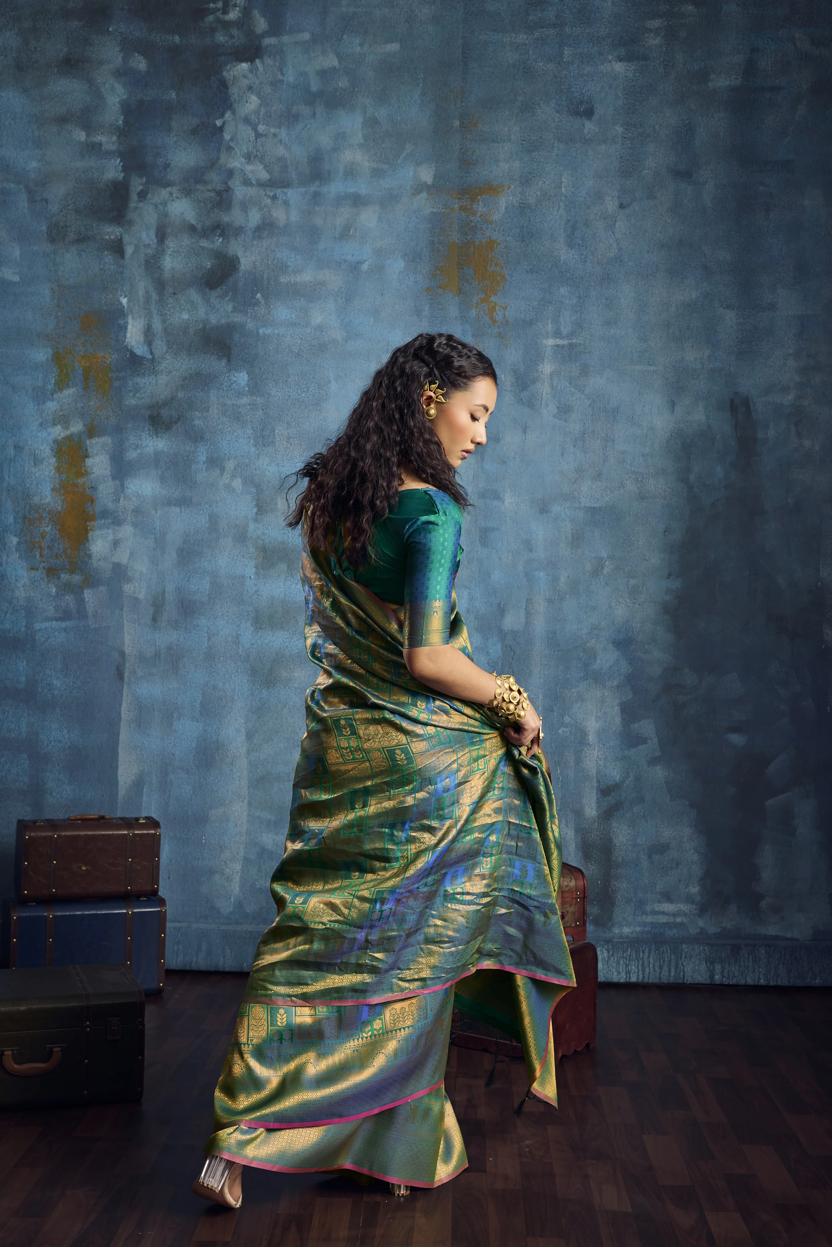 Sea Green Handloom Silk Saree with Gold Zari Weaving - Image 7