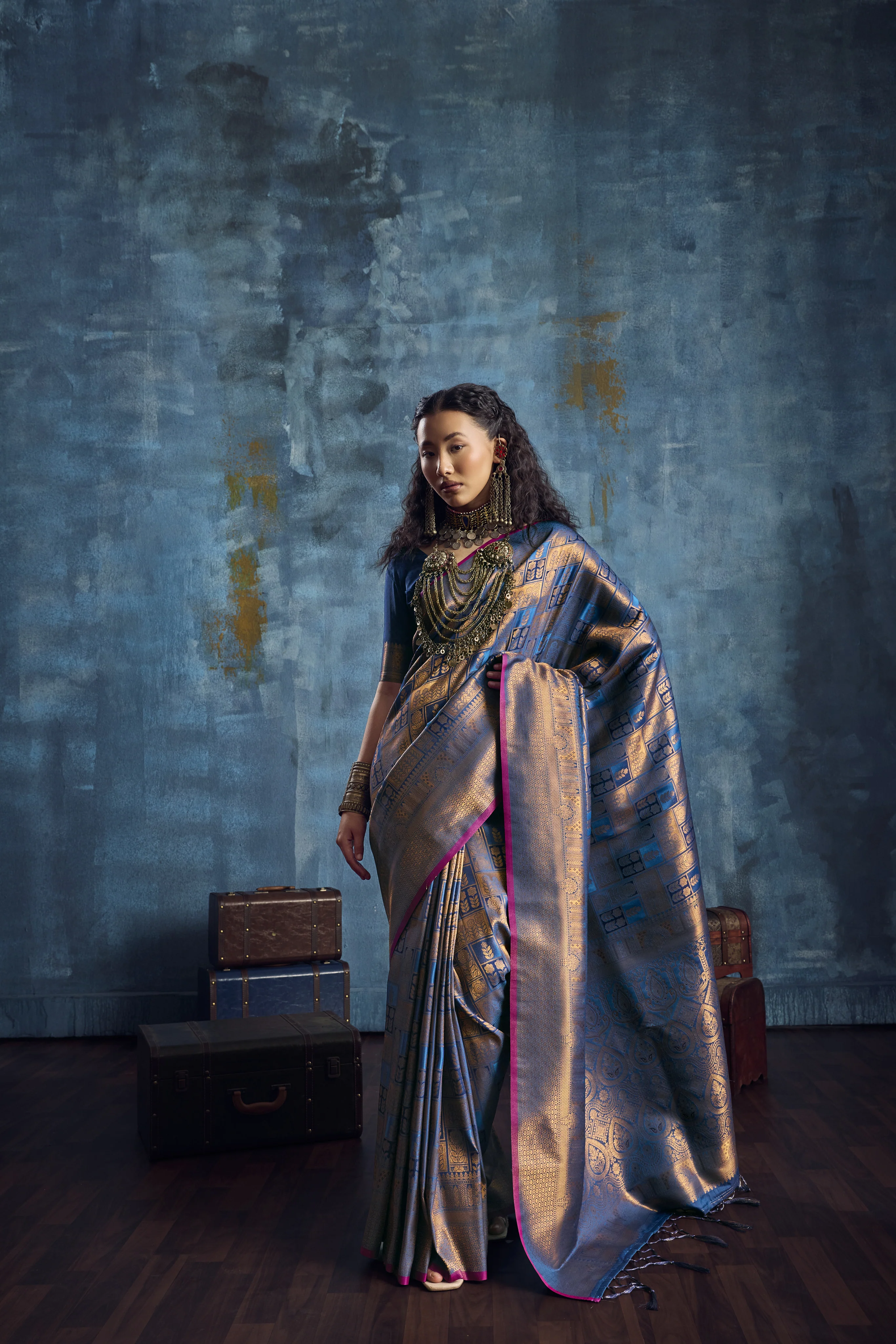 Steel Blue Handloom Silk Saree with Antique Gold Zari Weaving - Image 3