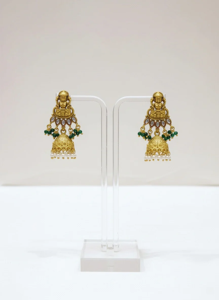 Divine Elegance: Lakshmi Temple Jewellery Set - Image 2