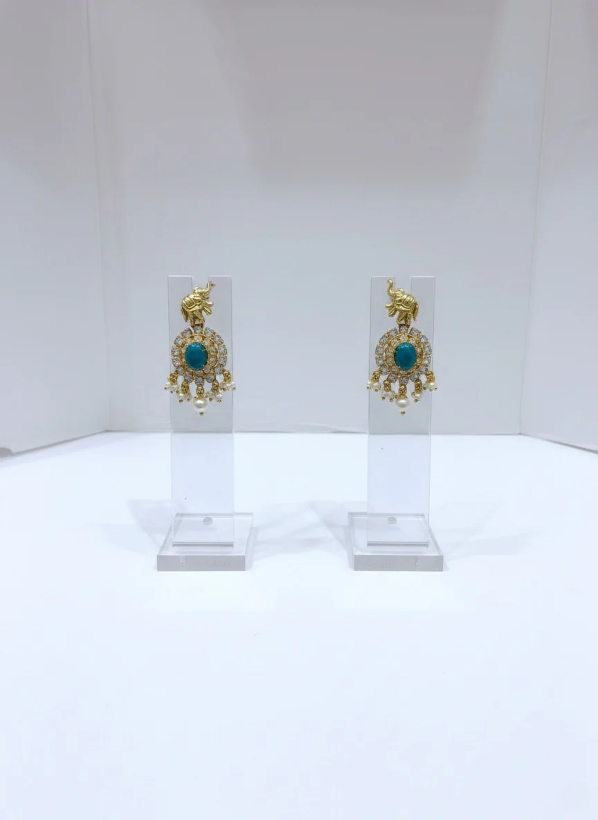 Traditional Temple Jewelry Set with Turquoise and Pearl Embellishments - Image 2