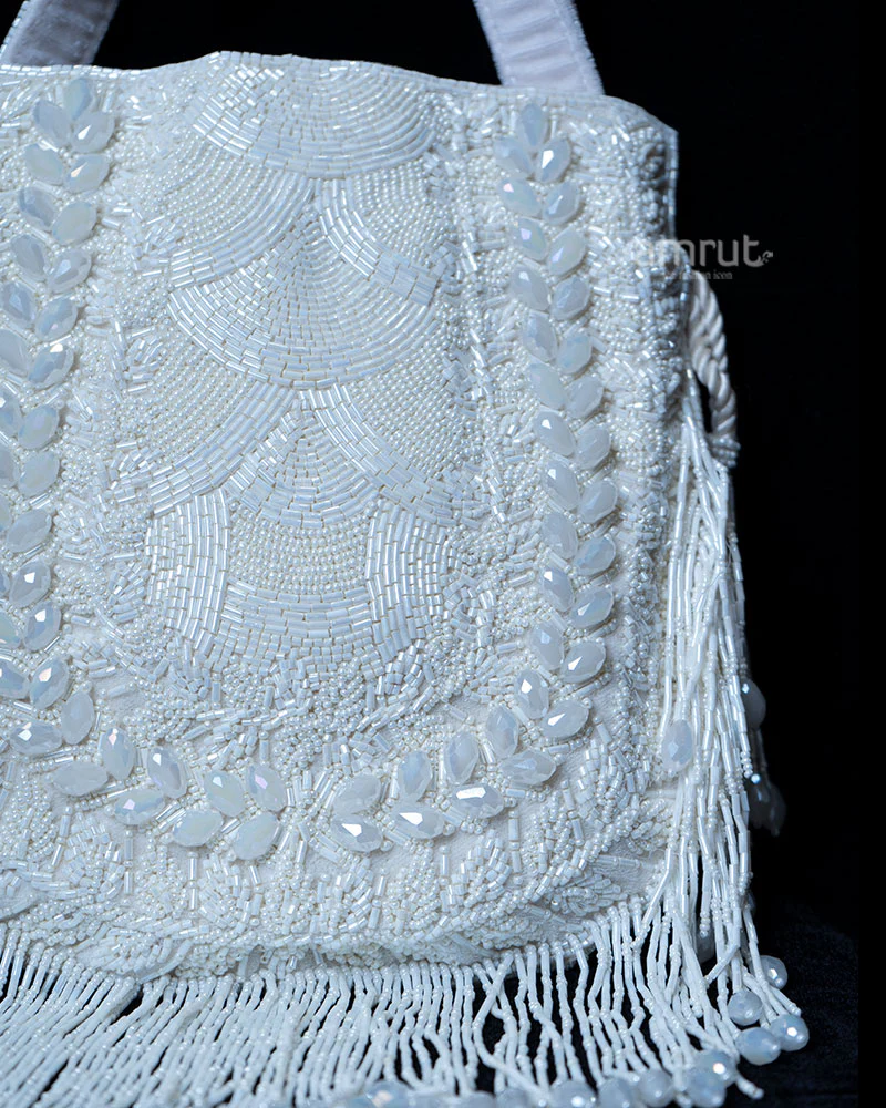 White Beaded with Pearl Accents and Fringe Handbag - Image 2