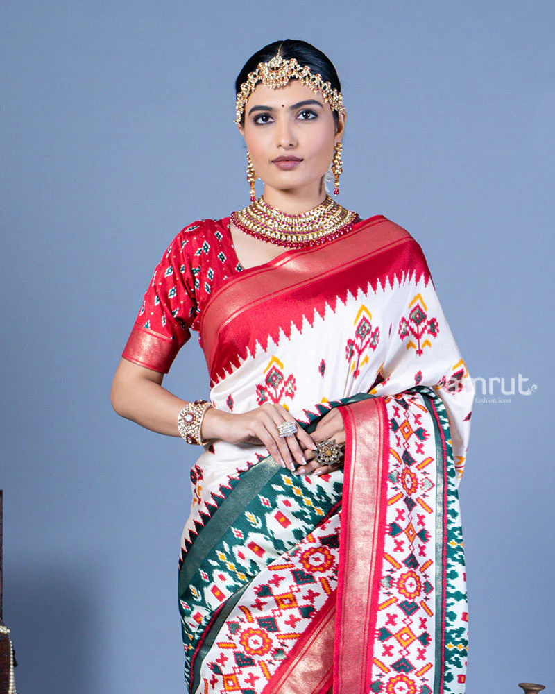White Patola Printed Viscose Silk Saree with Red Border and Unstitched Blouse - Image 2