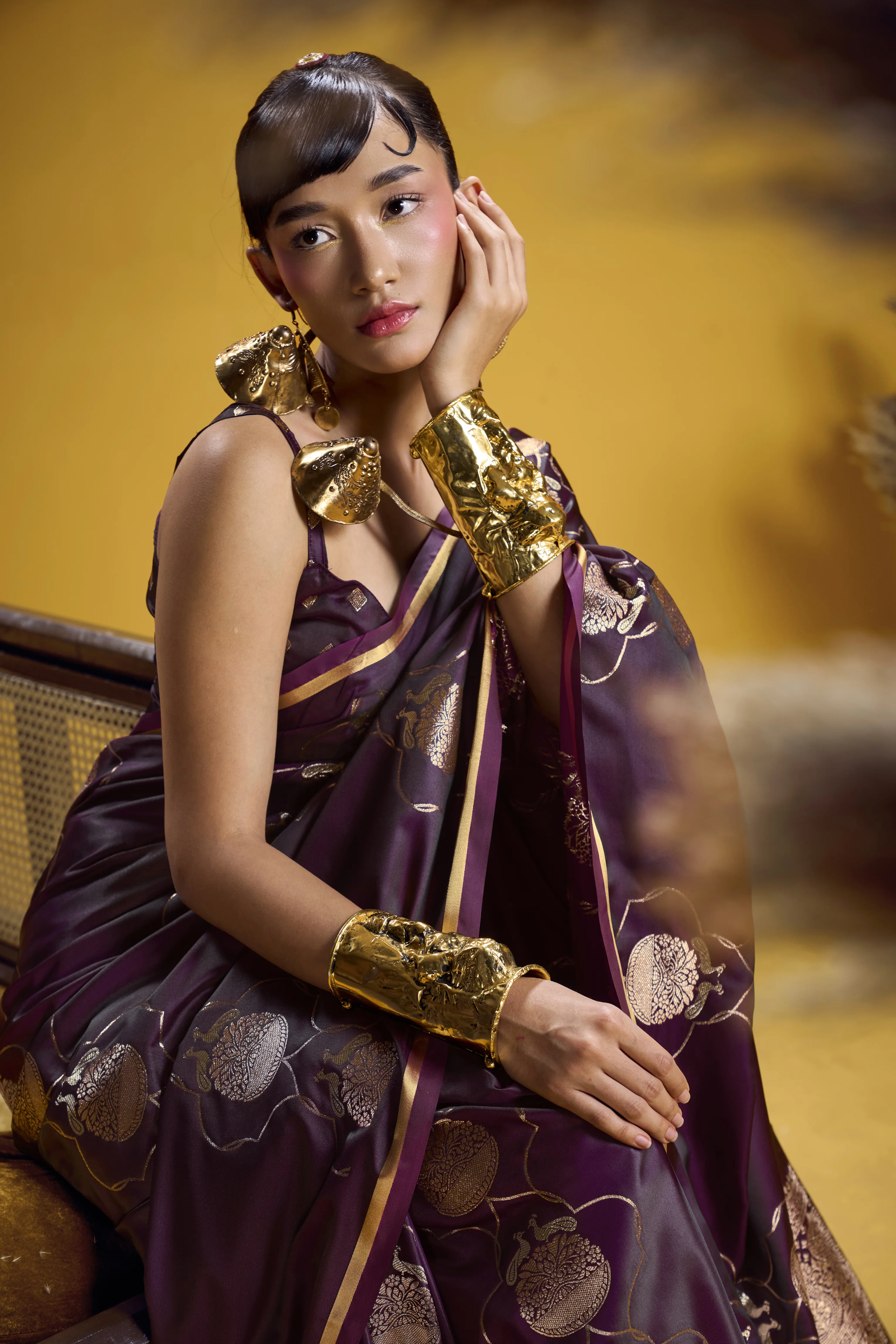 Wine Purple Satin Handloom Saree with Elegant Gold Woven Motifs - Image 2