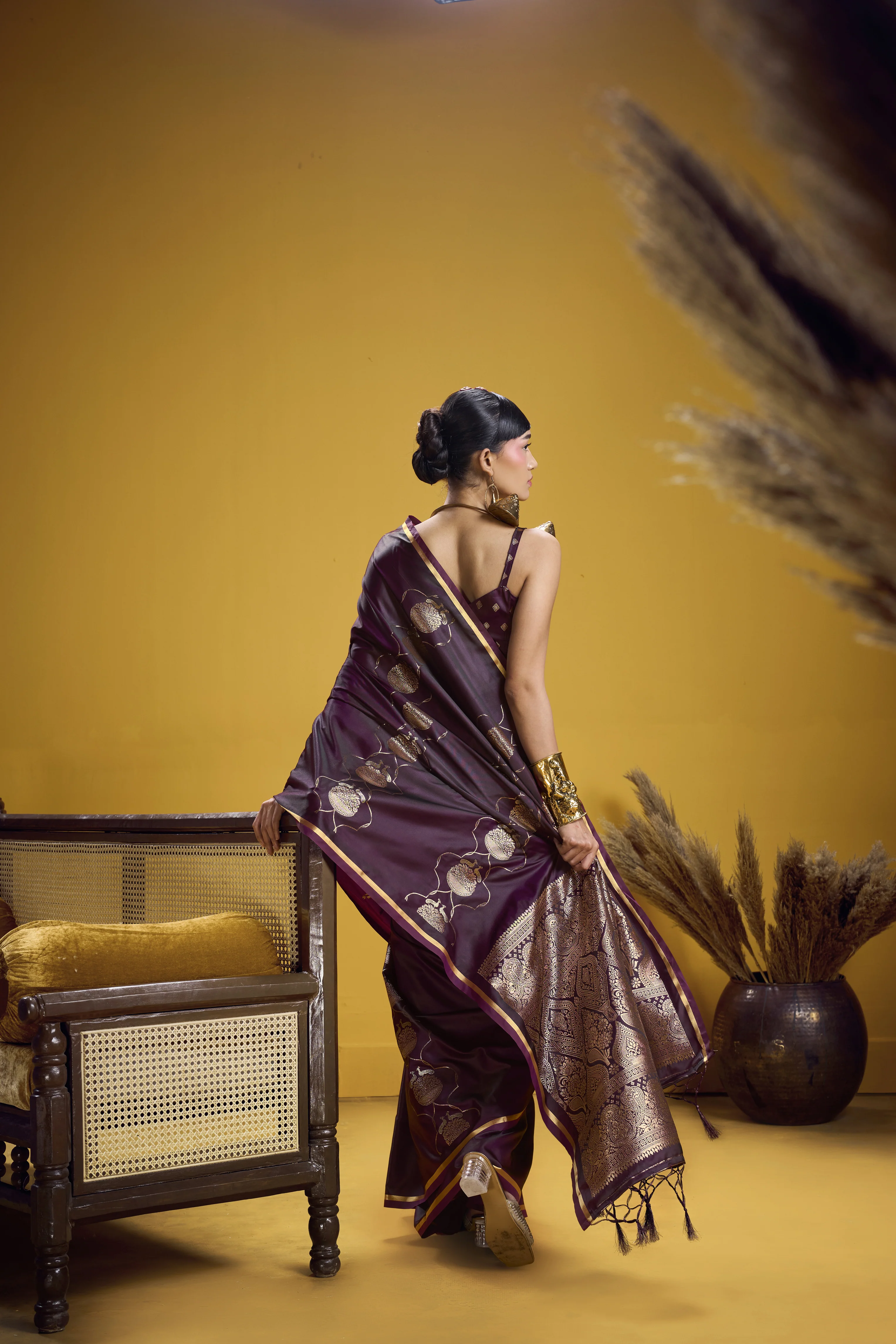 Wine Purple Satin Handloom Saree with Elegant Gold Woven Motifs - Image 3